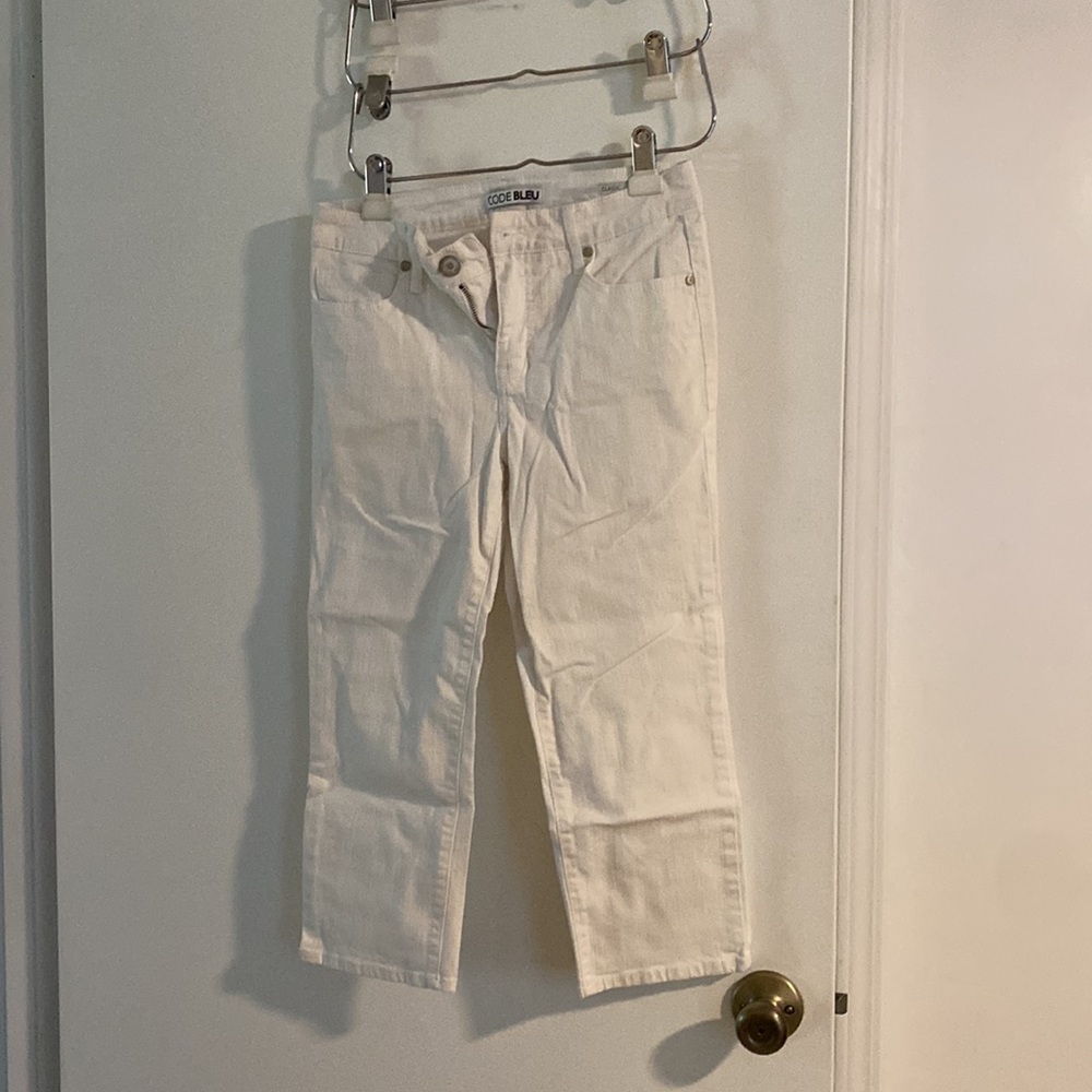 White denim capris